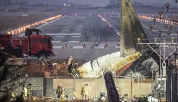 Aristegui en Vivo: FGR investiga a alcaldesa de Coalcomán; tragedia aérea en Corea del Sur; murió Jimmy Carter (30/12/2024)