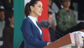 Sheinbaum promete reformar Migración para que 'apoye la movilidad humana'