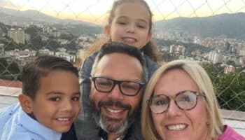 Venezuela de Maduro: plagian a yerno de González y asedian casa de madre de Machado