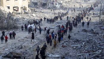 Hamás pide al Papa León XIV que siga a Francisco en defender el fin del 'genocidio' en Gaza
