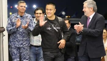 SRE recibe a mexicanos secuestrados más de un año por rebeldes hutíes