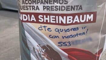 '¿Te quieres ir con nosotros?' Así invitan a ciudadanos al evento de Sheinbaum en el Zócalo