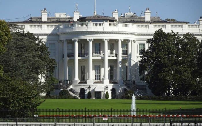 Gobierno de España niega 'tajantemente' cooperación militar con EE.UU.