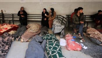 Netanyahu: Bombardeos contra Gaza son 'sólo el principio'; van más de 400 palestinos asesinados