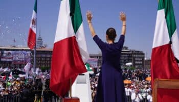 El “parto de los montes” en el Zócalo | Artículo de Alberto Vizcarra Ozuna