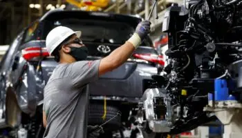 Exportación de autos en México cae un 6% en primer trim ante aranceles