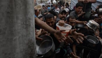 Bloqueo israelí de ingreso de víveres en Gaza obliga a World Central Kitchen a dejar de dar comida