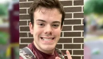 Hijo de policía, autor de tiroteo en Universidad de Florida con arma de su mamá