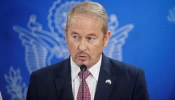 Senado de EU ratifica al nuevo embajador estadounidense en México