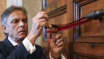 Así sellaron el apartamento del Papa Francisco tras su muerte | Video