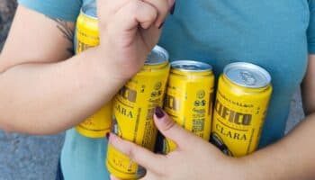 Trump anuncia aranceles de 25% para latas de aluminio para cerveza