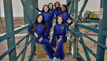 La prometida de Jeff Bezos y Katy Perry viajan al espacio en vuelo exclusivo para mujeres