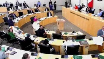 PAN, PRI y PRD impiden despenalización del aborto en Guanajuato