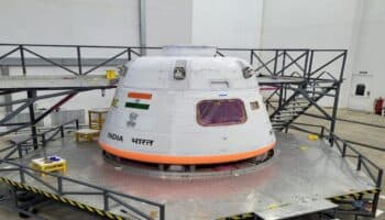 Aplaza India su primer vuelo espacial tripulado hasta 2027