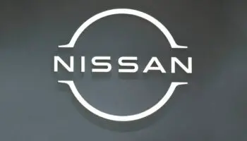 Nissan planea 10,000 despidos adicionales en todo el mundo, según NHK