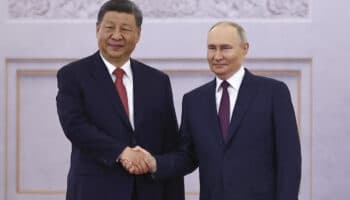 'Querido amigo': Putin recibe a Xi en el Kremlin en el 80 aniversario de la Victoria