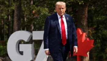 Trump rompe con, efecto 'inmediato', negociación comercial con Canadá