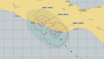 'Erick' seguirá avanzando en tierra hasta Michoacán como huracán categoría 1: Marina
