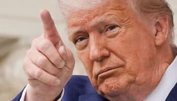 Tribunal autoriza que aranceles de Trump continúen mientras se resuelve la apelación