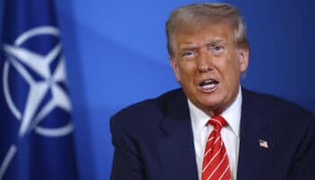 Trump dice que Irán 'no va a enriquecer' uranio y que informe de inteligencia sobre daños 'no es concluyente'