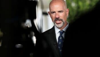 Director de la DEA elogia "disposición sin precedentes" de México para cooperar con EE.UU.