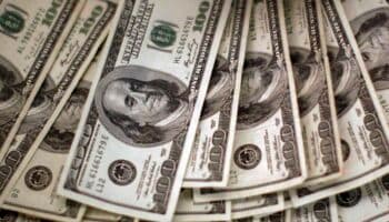 El dólar se prepara para su mayor caída semanal en cuatro meses