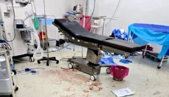 Denuncian que hospitales enfrentan insalubridad por falta de pago a limpieza en Veracruz