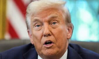 Trump dice que Venezuela pagará precio 'incalculable' si no acepta a todos los deportados