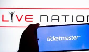 Demanda de EE.UU. acusa a Ticketmaster por maquinaria ilegal de reventa y estafas