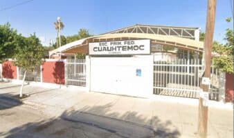 Muere alumno de 6 años tras caerle estructura de primaria federal en Coahuila