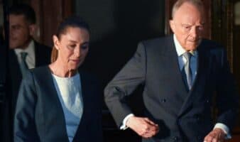 'Le ofrecí una embajada y aceptó': Sheinbaum confirma salida de Gertz | Video