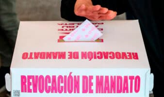 Reforma sobre revocación de mandato, a finales de año o en febrero de 2026: Monreal