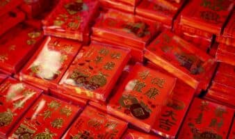 México impone aranceles a productos asiáticos como ropa, muebles y piezas automotrices