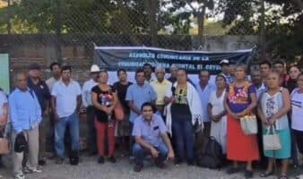 Absuelven en Oaxaca a 21 indígenas chontales acusados por defender su playa de inmobiliarias