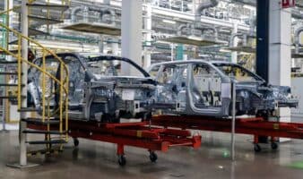 Industria automotriz mexicana asegura que 'peleará' por arancel cero frente a EE. UU.
