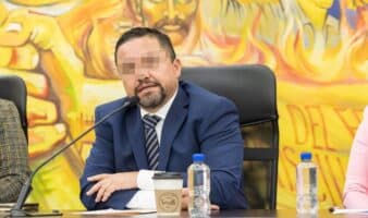 FGR recibe a exmagistrado de Nayarit tras extradición desde Estados Unidos