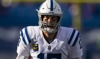 NFL: Philip Rivers sale del retiro y firma con los Colts