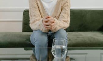 Francia prevé cerca de 1,500 millones de euros para combatir la violencia sexual