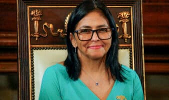 Delcy Rodríguez anuncia desbloqueo de activos venezolanos tras diálogo con Trump