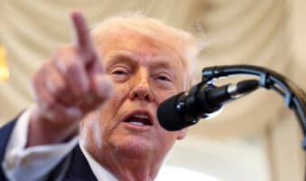 Trump planea reducir algunos aranceles sobre acero y aluminio, según el Financial Times