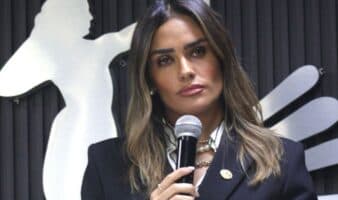 Alessandra Rojo lanza ‘Operación Verdad’ contra noticias falsas y ataques digitales