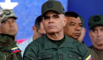 Delcy Rodríguez destituye a Padrino López tras más de una década como ministro de Defensa