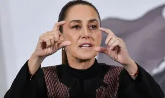 La Mañanera de Sheinbaum | ¿Defensa y Marina tienen archivos de fenómenos extraterrestres?; Musk 'como político es muy buen empresario' (26/02/2026)