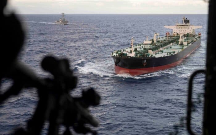 Estados Unidos intercepta petrolero Aquila II por violar bloqueo en el Caribe