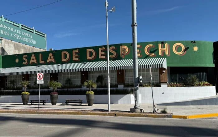 Detienen a cuatro por asesinato de egresados afuera de Sala de Despecho en Puebla; ataque fue planeado