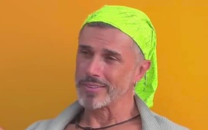 Morena suspende derechos partidistas a Sergio Mayer por 'no actuar como digno representante'