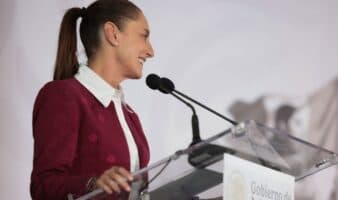 Sheinbaum firma acuerdo para la producción de vacunas de ARN mensajero en México