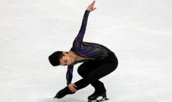 Donovan Carrillo clasifica a la Final del Mundial de Patinaje Artístico en Praga | Video