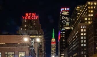 Mundial 2026: Celebra Empire State Building llegar a 100 días para que ruede el balón en México | Video