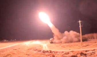 Irán anuncia ataque a base estadounidense en Irak y amenaza a Trump con "expandir" la guerra